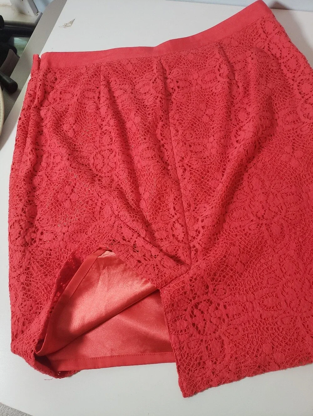 Vintage The Limited Crochet Lace Pencil Skirt 12 Coral Red Office Siren Date Fal